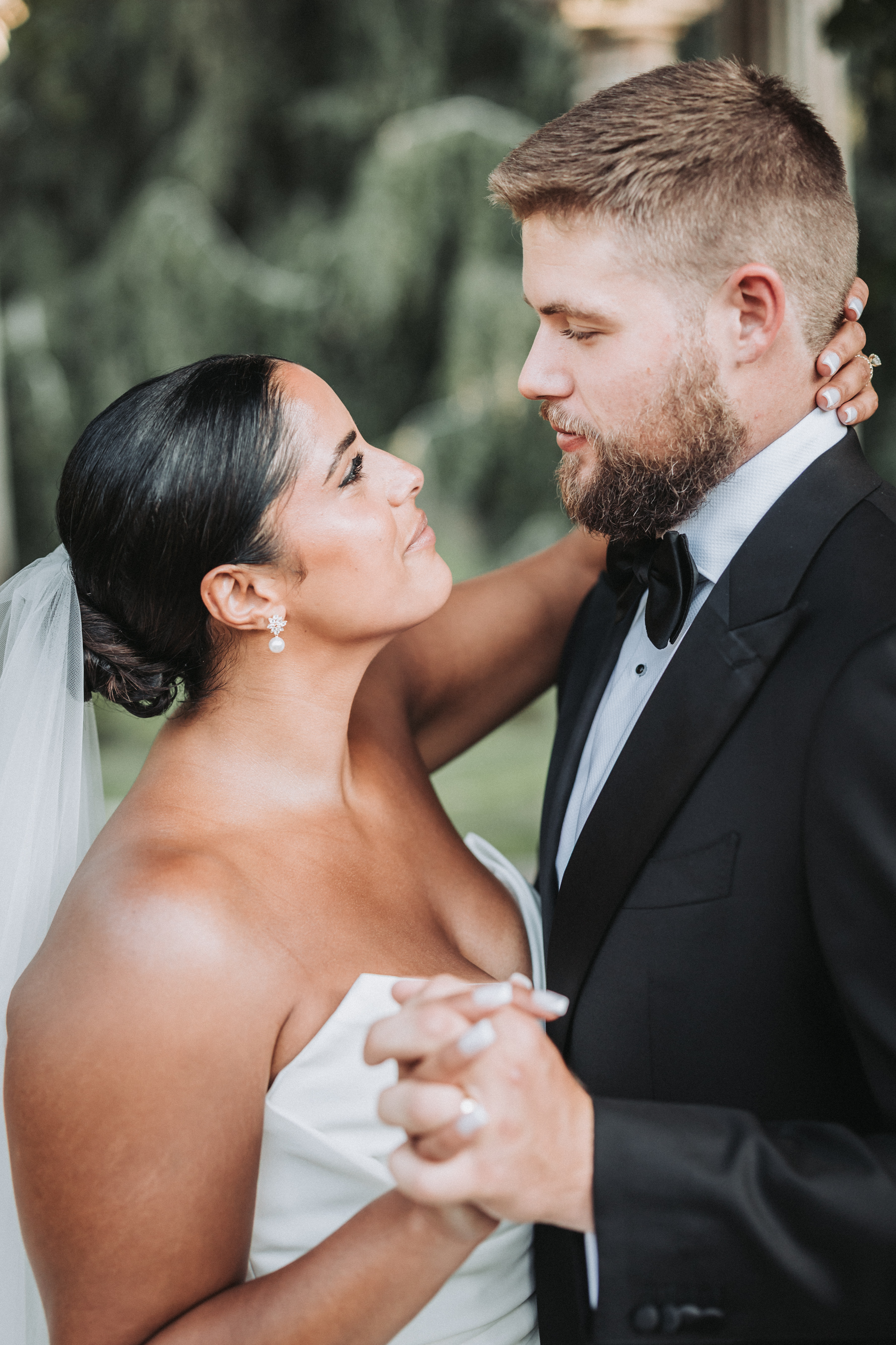 Portrait, golden hour at Martin Johnson House — San Diego, California wedding photography