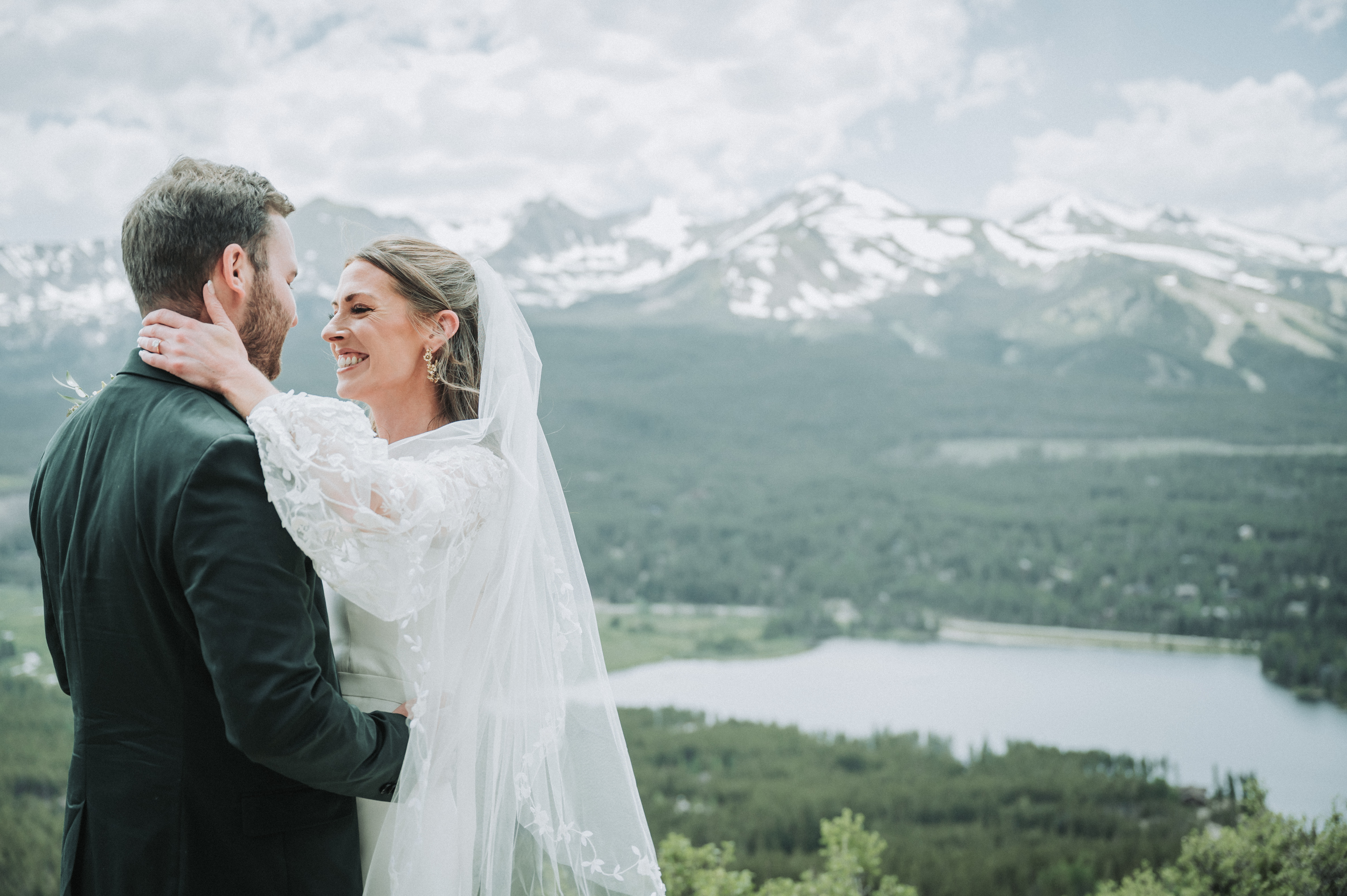 Couple framed by stone arches